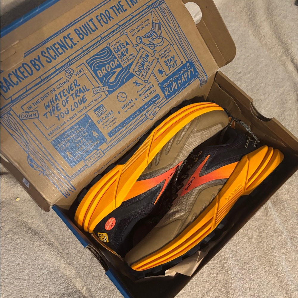 Brooks Trail Running Shoes - Yellow and Gray